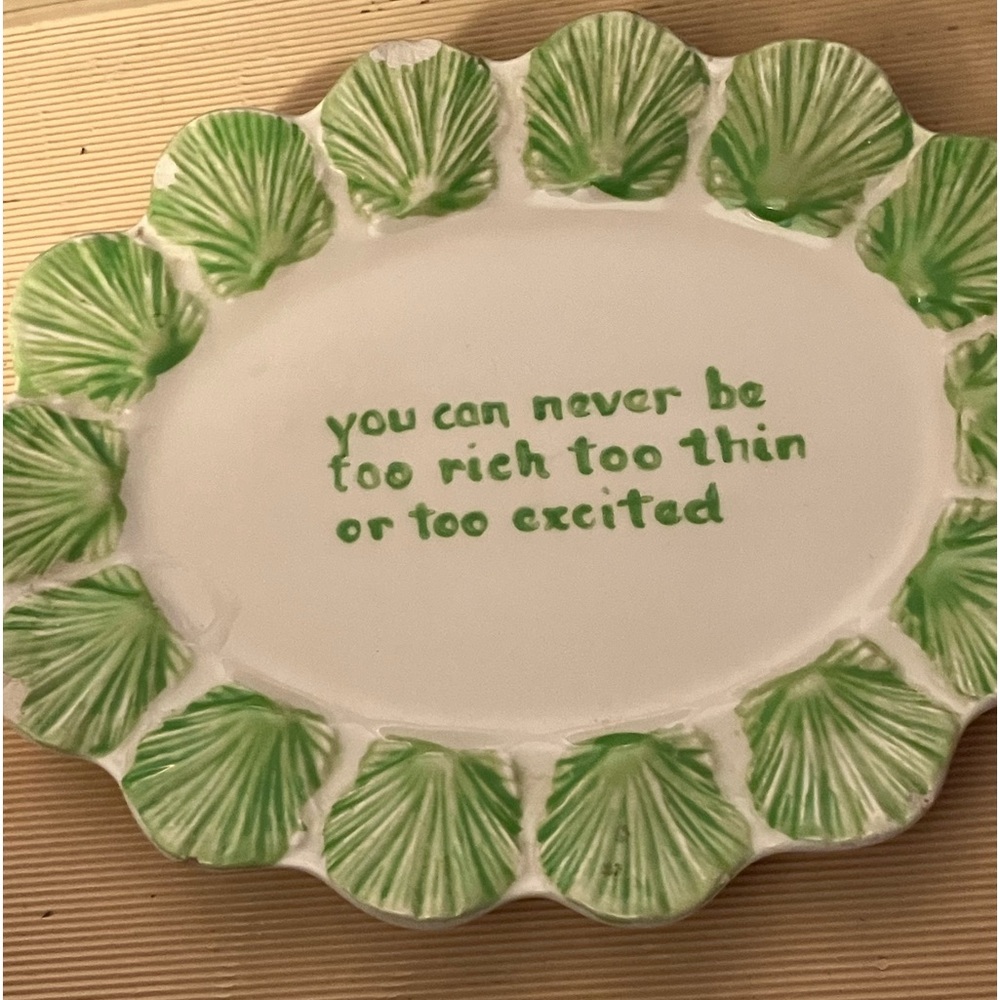 The Mane Lion scalloped decorative ceramic hand painted plate from Italy🌺❤️